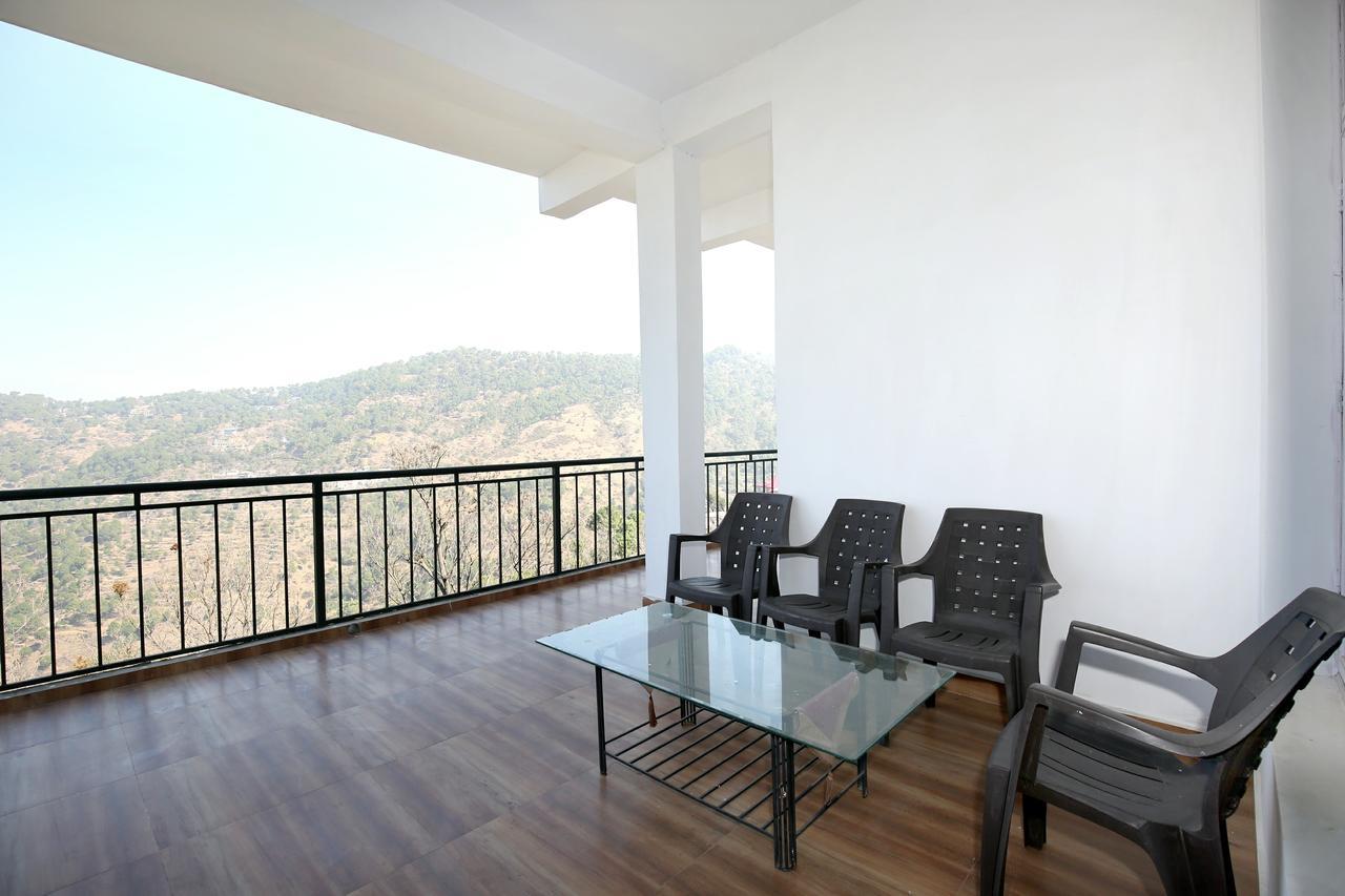 Oyo 12169 Home Rustic Villa Kasauli Exterior photo